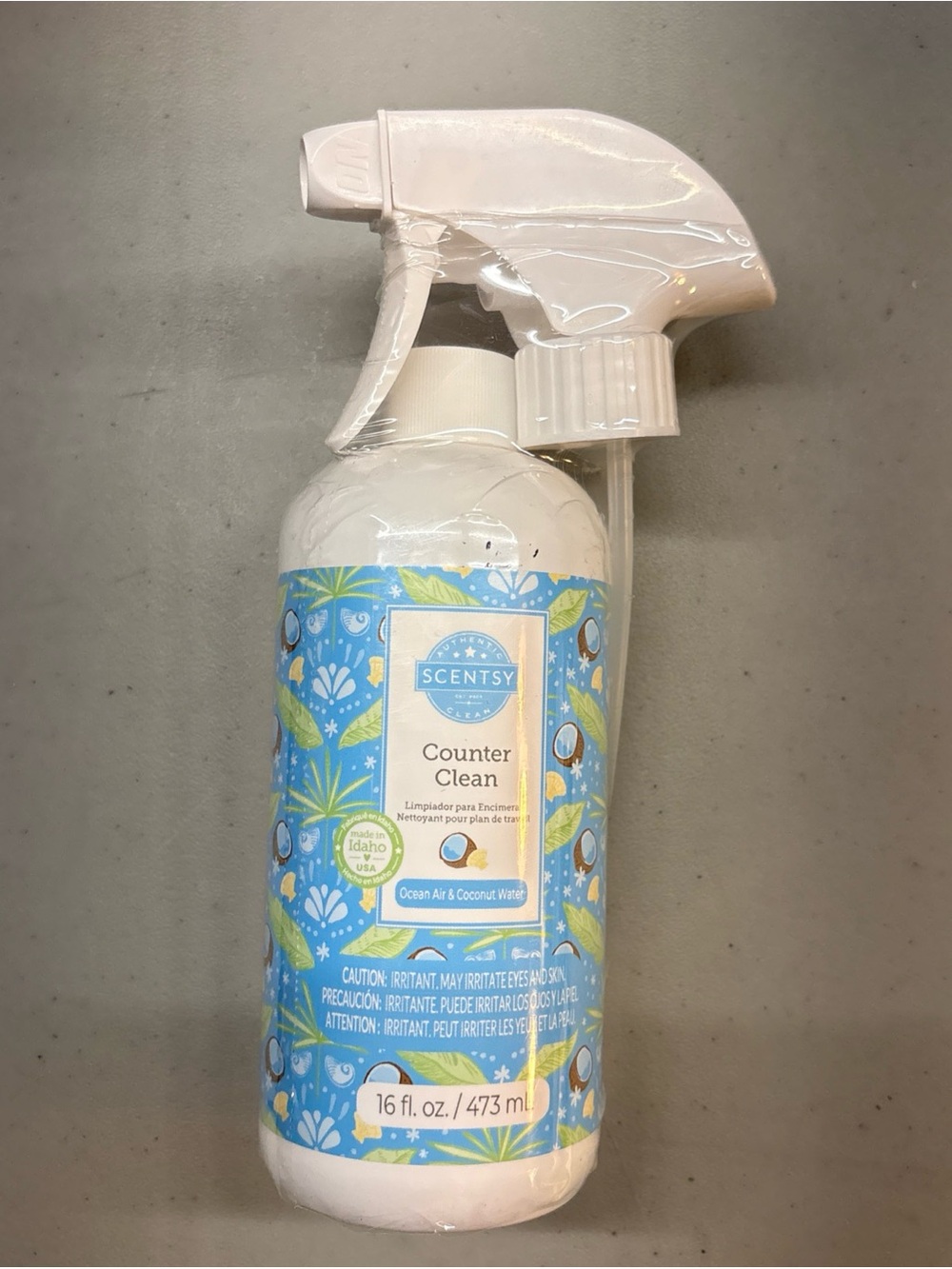 Scentsy Ocean Air & Coconut Water Counter Clean Spray 16fl oz RETIRED Scent